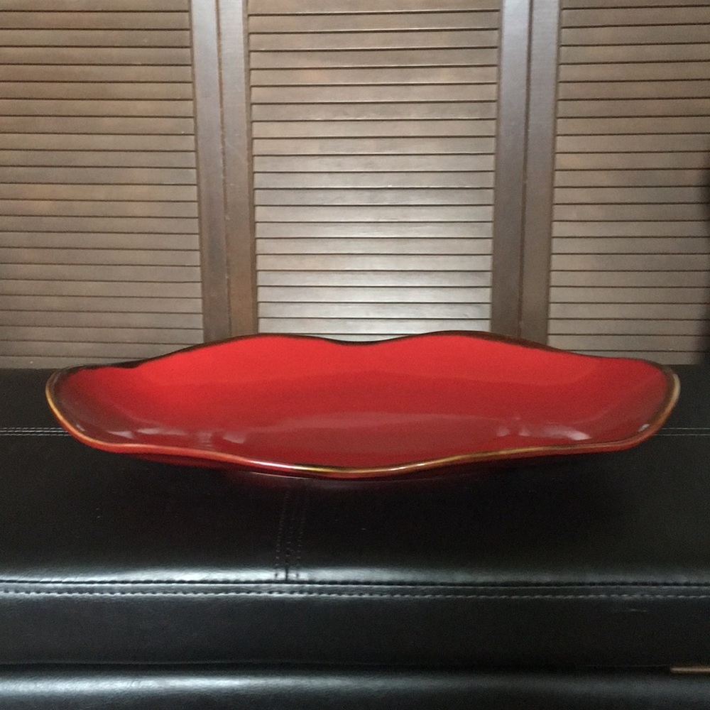 Tray